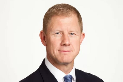 Allianz-Chief-Distribution-and-Regions-Officer-Nick-Hobbs